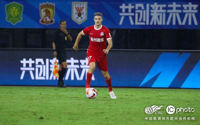 公厕内小伙子打飞j视频网站